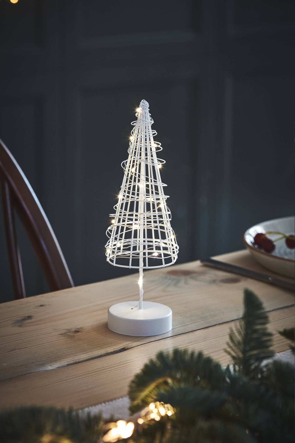 Table Wire Tree