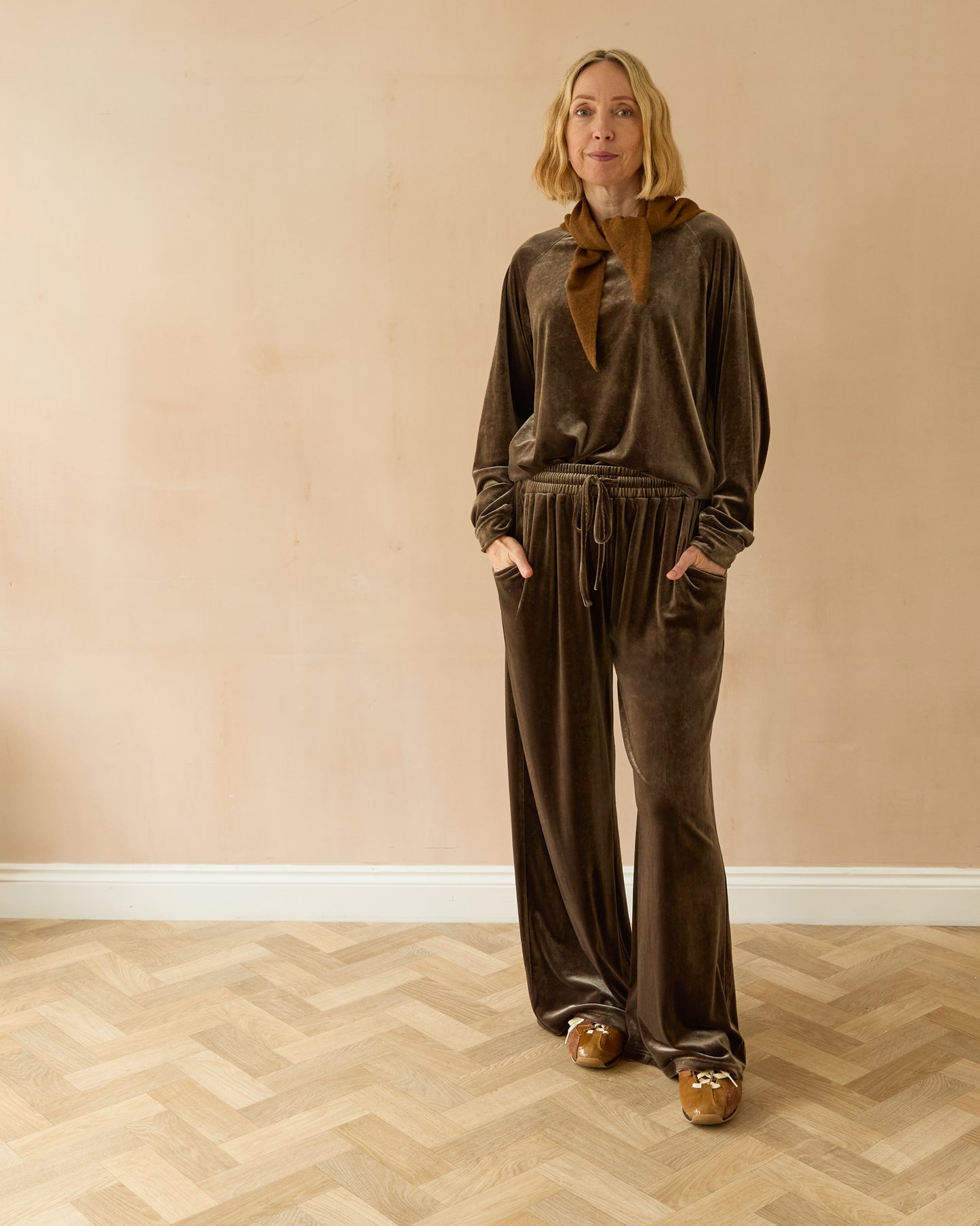 Chalk | Tabby Pant | Velvet | Truffle