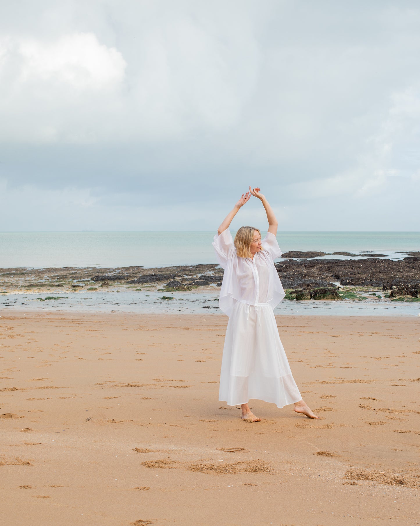 Chalk | Elva Skirt | White