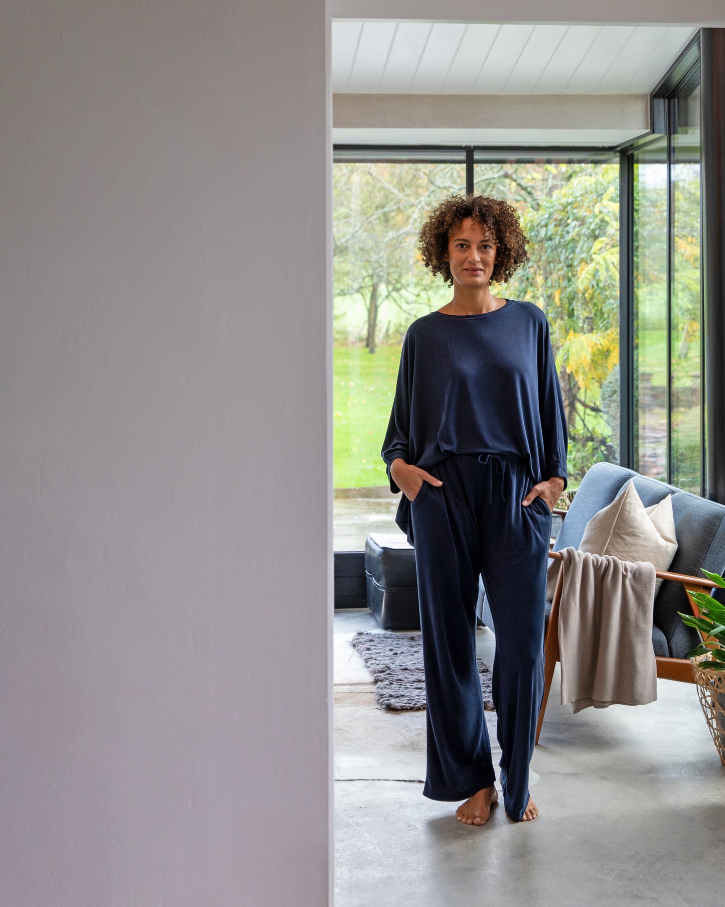 Chalk | Leona Pant | Navy