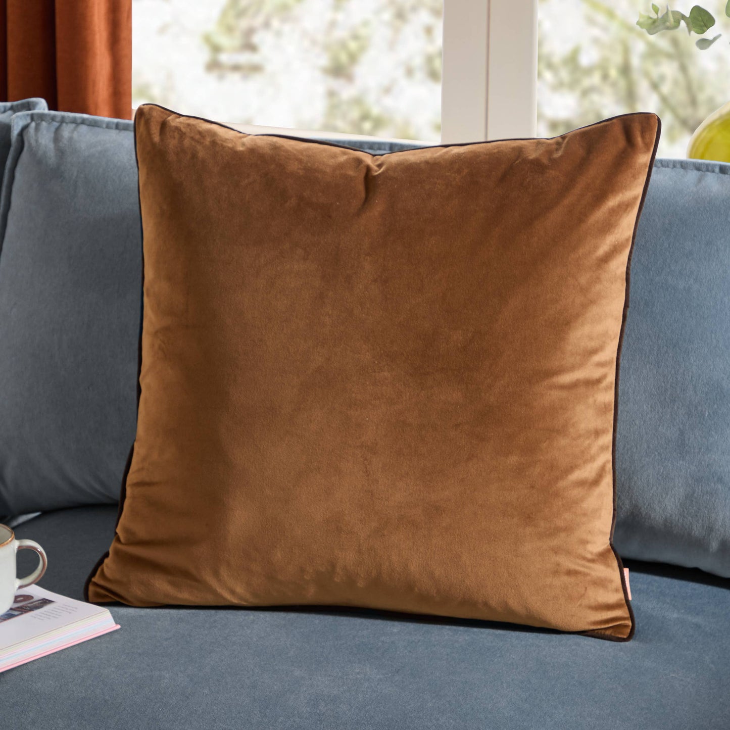 Meridian Velvet Cushion | Caramel/Chocolate