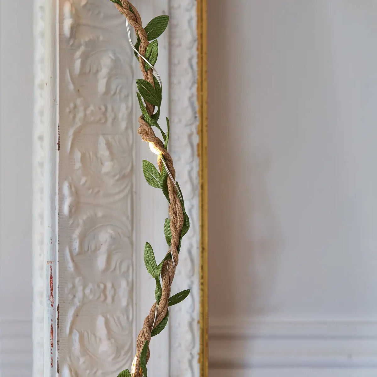 Leaf Twine