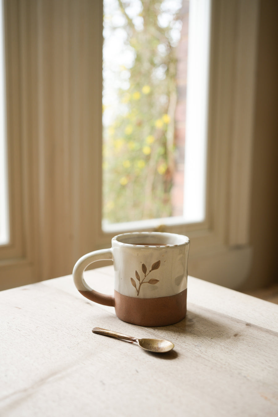 Hand Painted Botanic Mug - Taupe