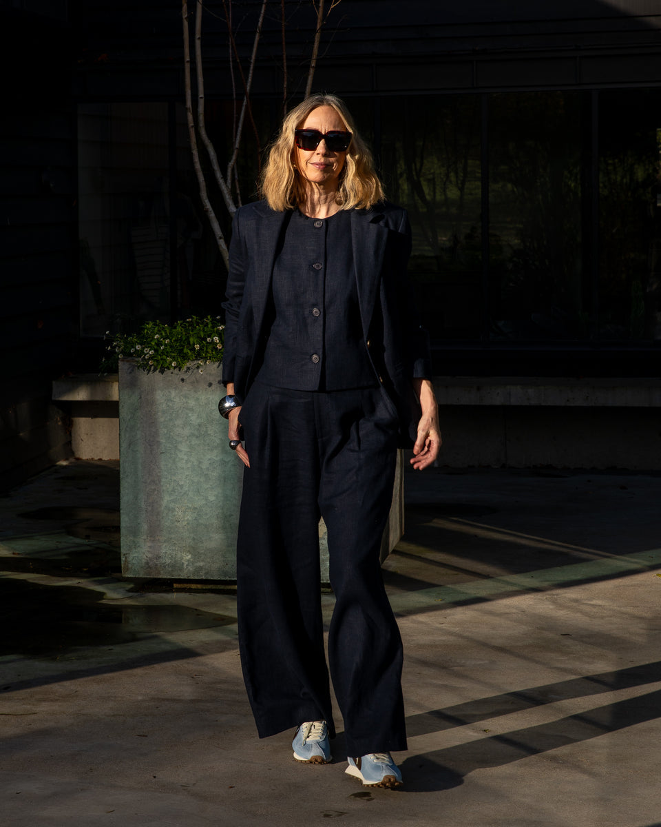 Chalk | Lisa Blazer | Navy