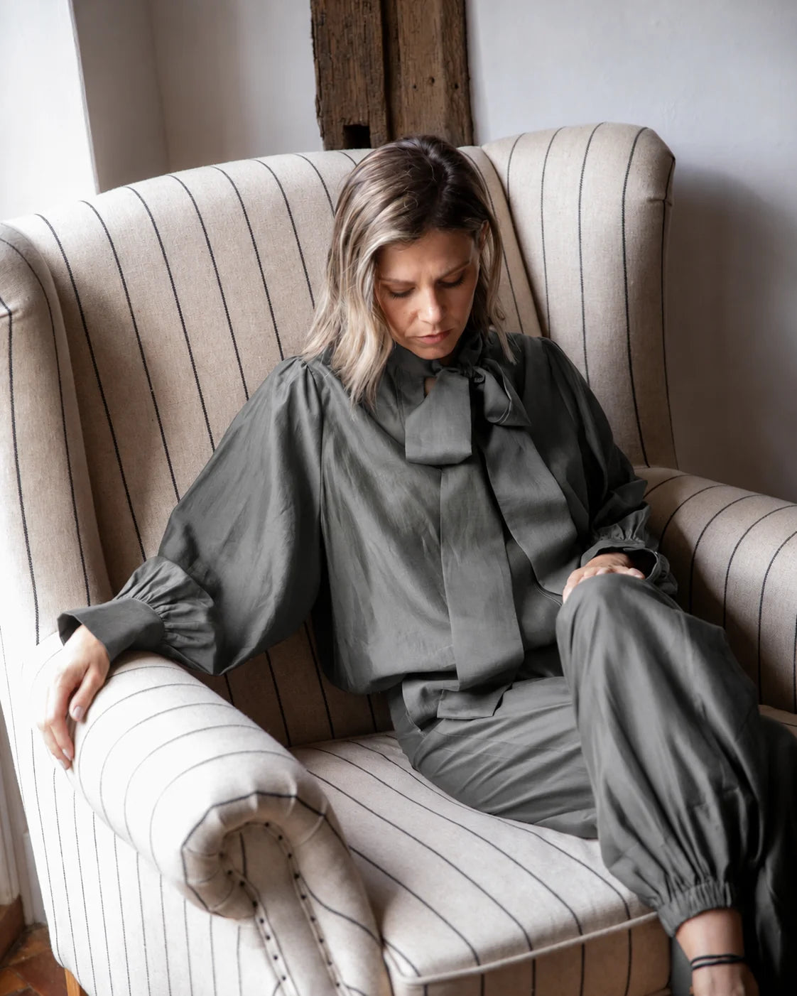 Chalk | Frances Shirt | Smoke Grey