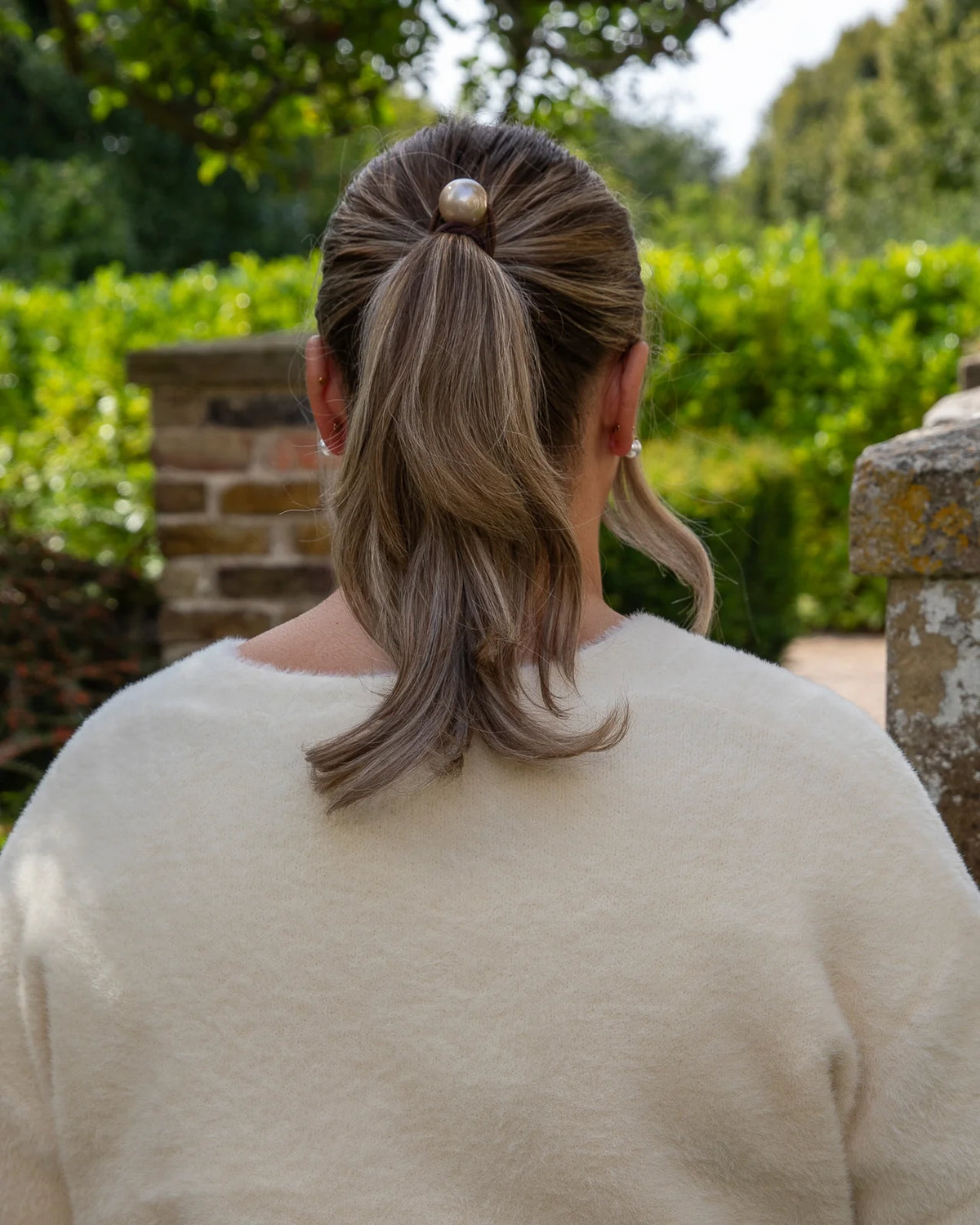 Chalk | Alton Large Ball Hair Tie | Stone Pearl