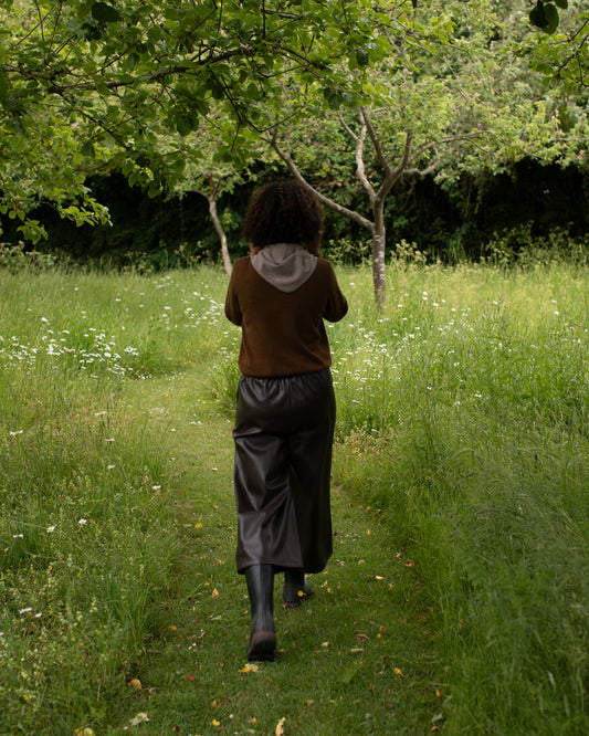 Chalk | Jane Triangle Scarf | Dark Biscuit