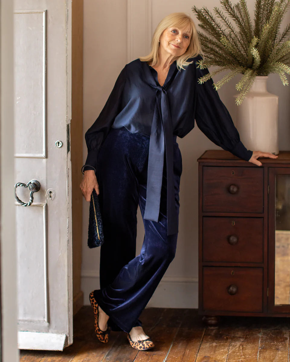 Chalk | Frances Shirt | Navy