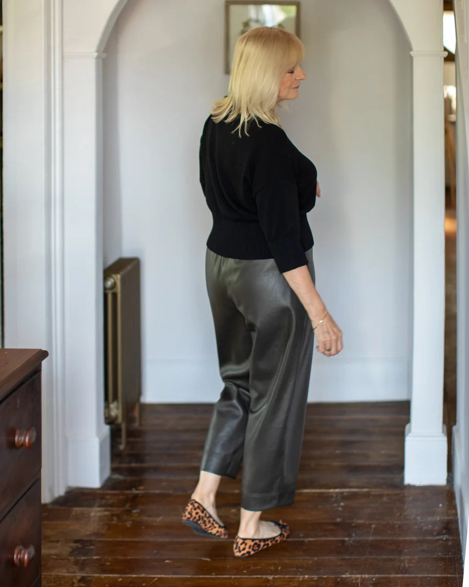 Chalk | Angela Jumper | Black