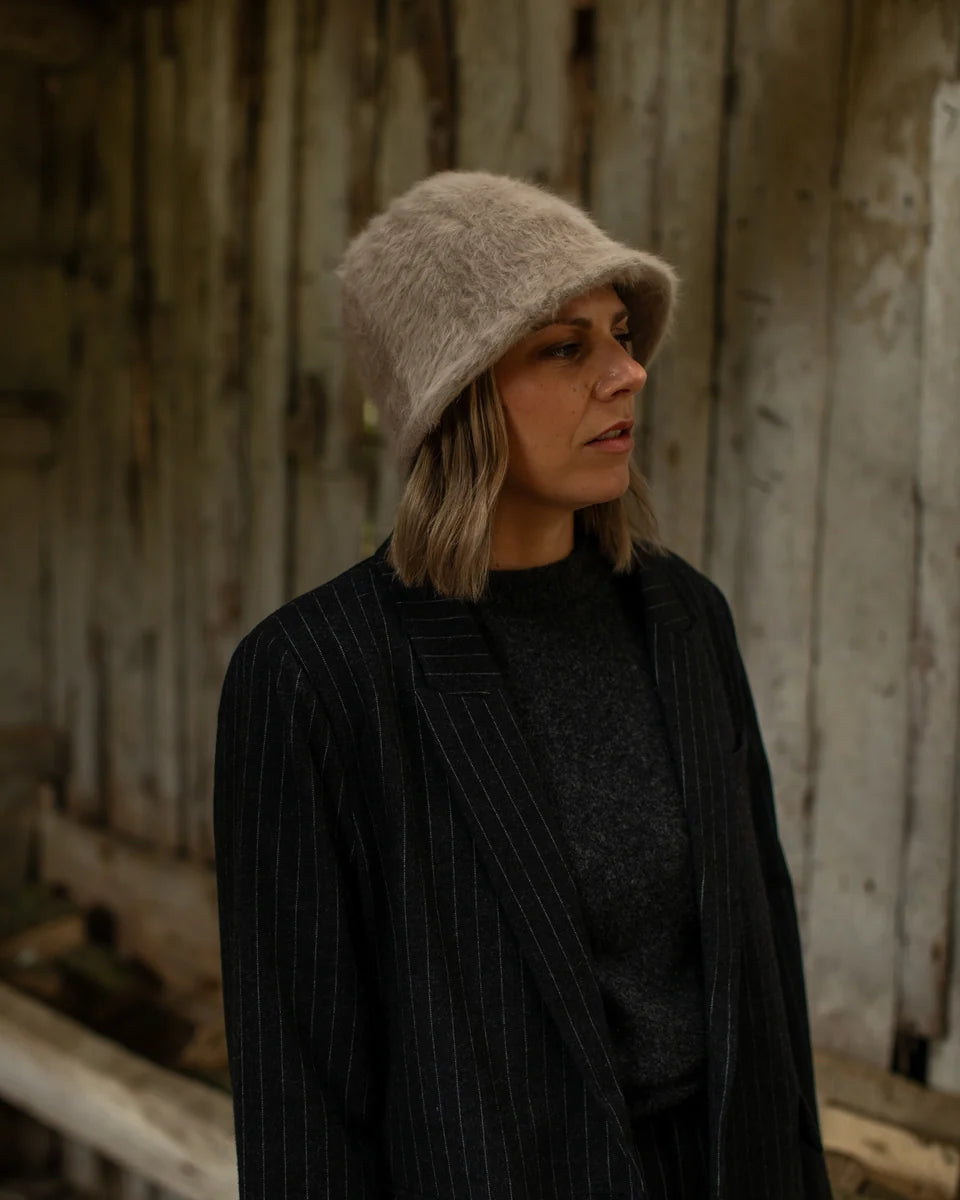 Chalk | Sasha Fluffy Hat | Mouse