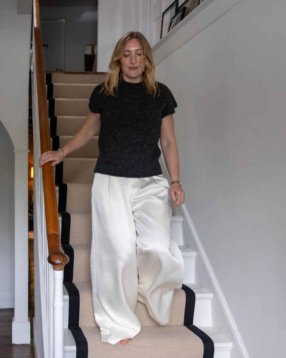 Chalk | Lottie Top | Charcoal