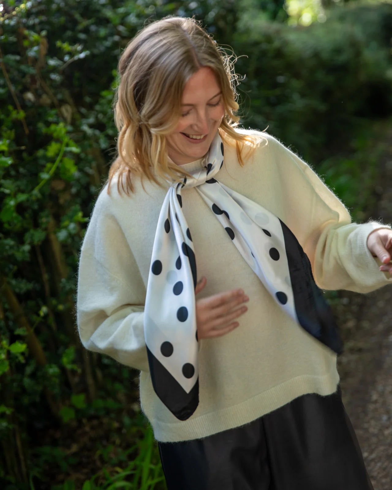 Chalk | Wren Scarf | Large Spot | Black
