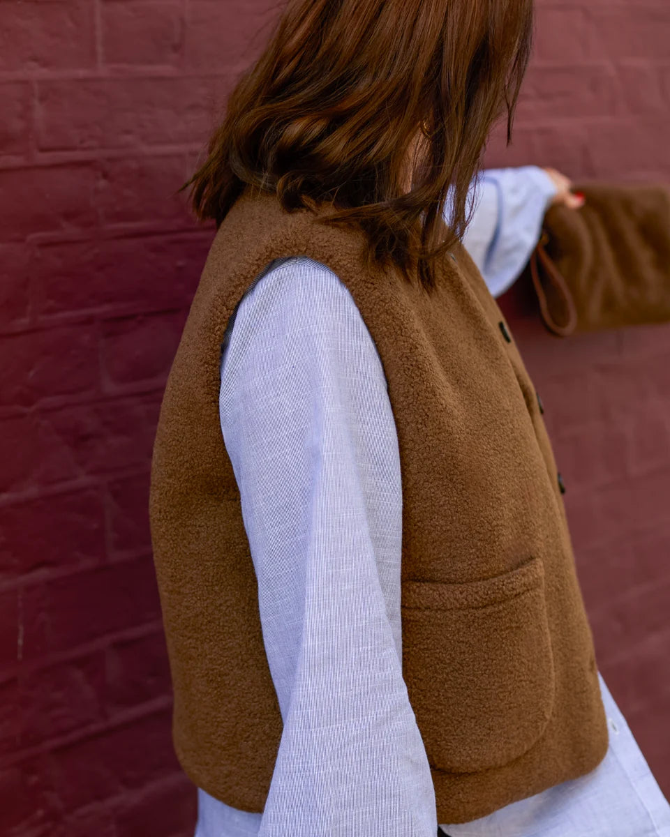 Chalk | Demi Gilet | Tobacco