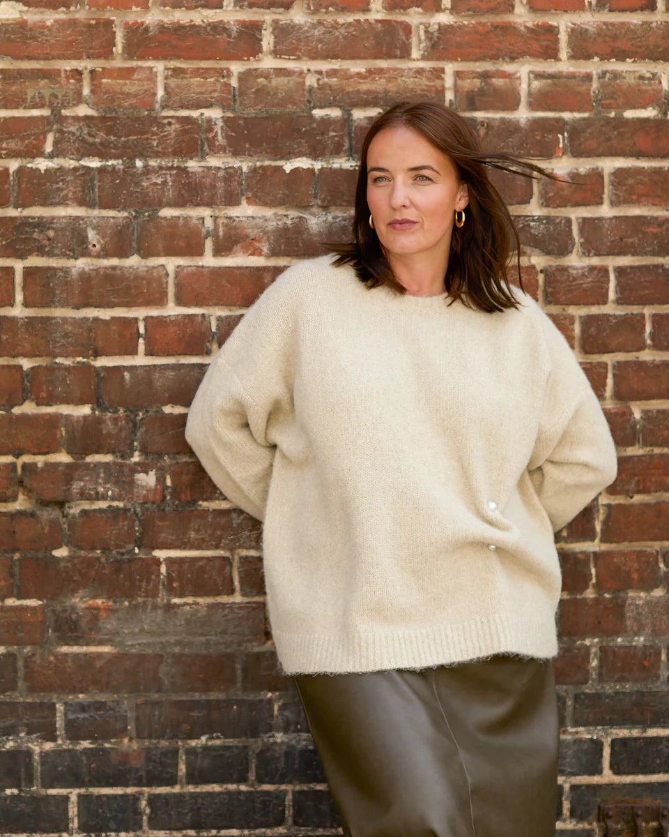 Chalk | Myla Skirt | Khaki
