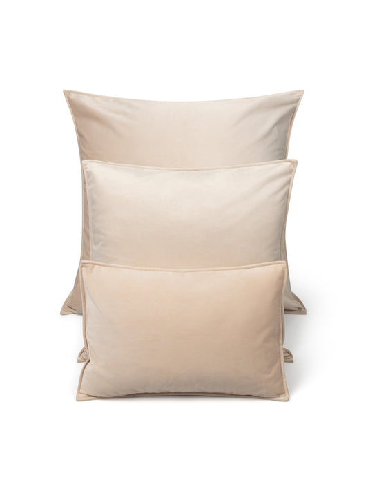 Chalk | Cushion | Velvet | Cream