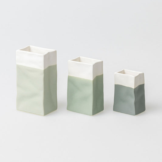 Set of 3 porcelain bag vases | Green